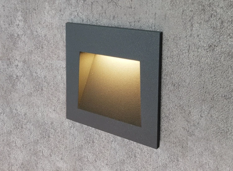 Серый квадратный встраиваемый светильник Integrator Stairs Light IT-760-Gray