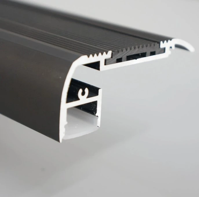 Профиль для ступеней лестницы IT-ledstep-profile-1500